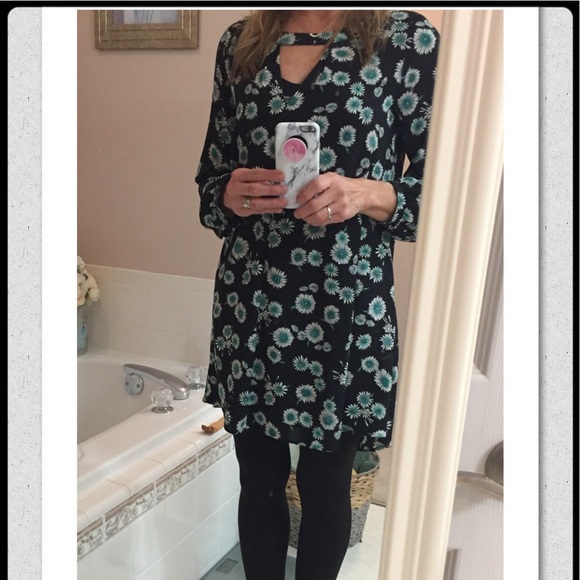 Express Cut-Out Pintucked Trapeze Dress - Picture 7 of 8